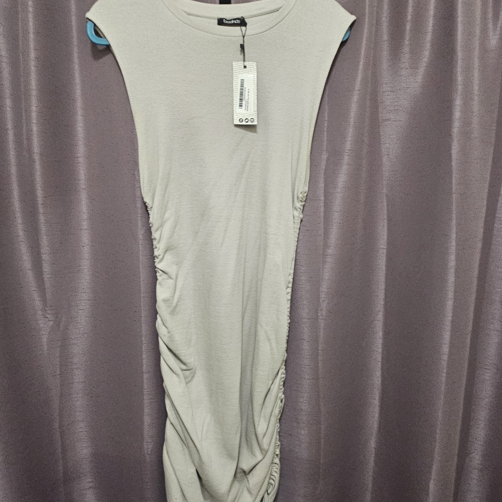 Boohoo Light Grey Ruched Sleeveless Dress - Size 16